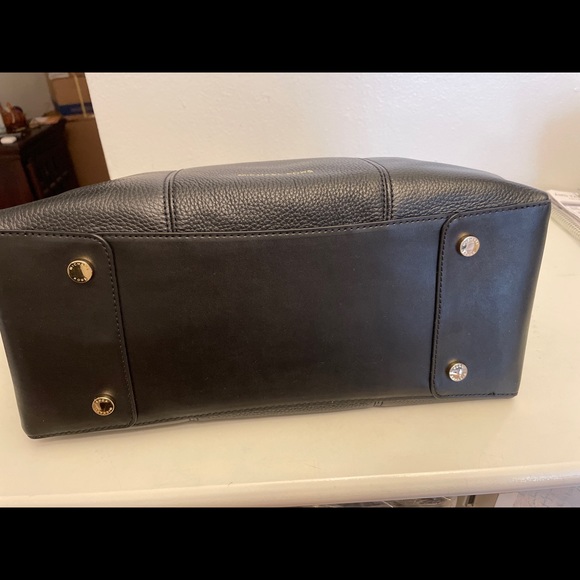 Michael Kors Gramercy Large EW Satchel Black Pebbled Leather Crossbody.